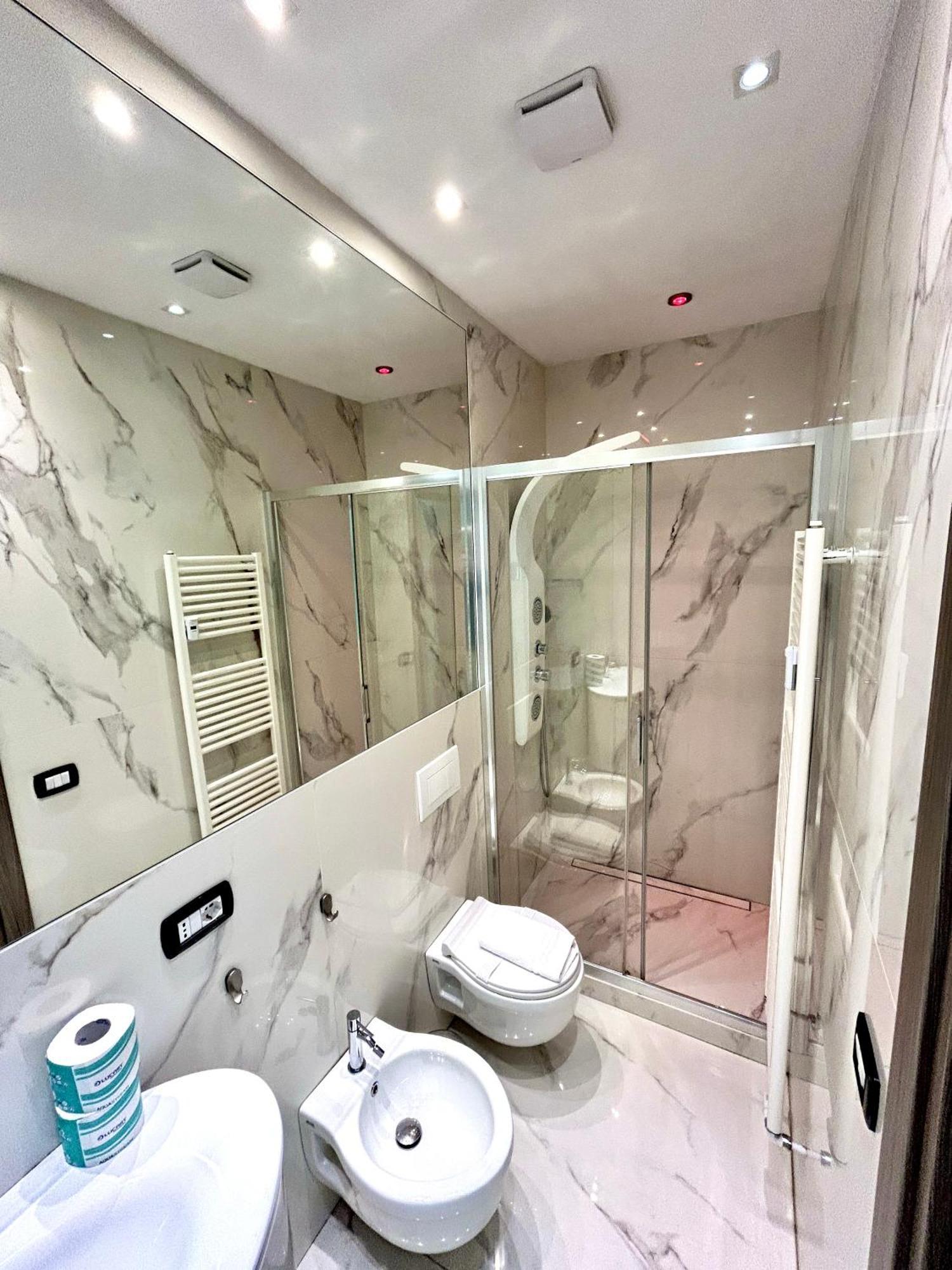 Apartment Careggi Top House 1 *