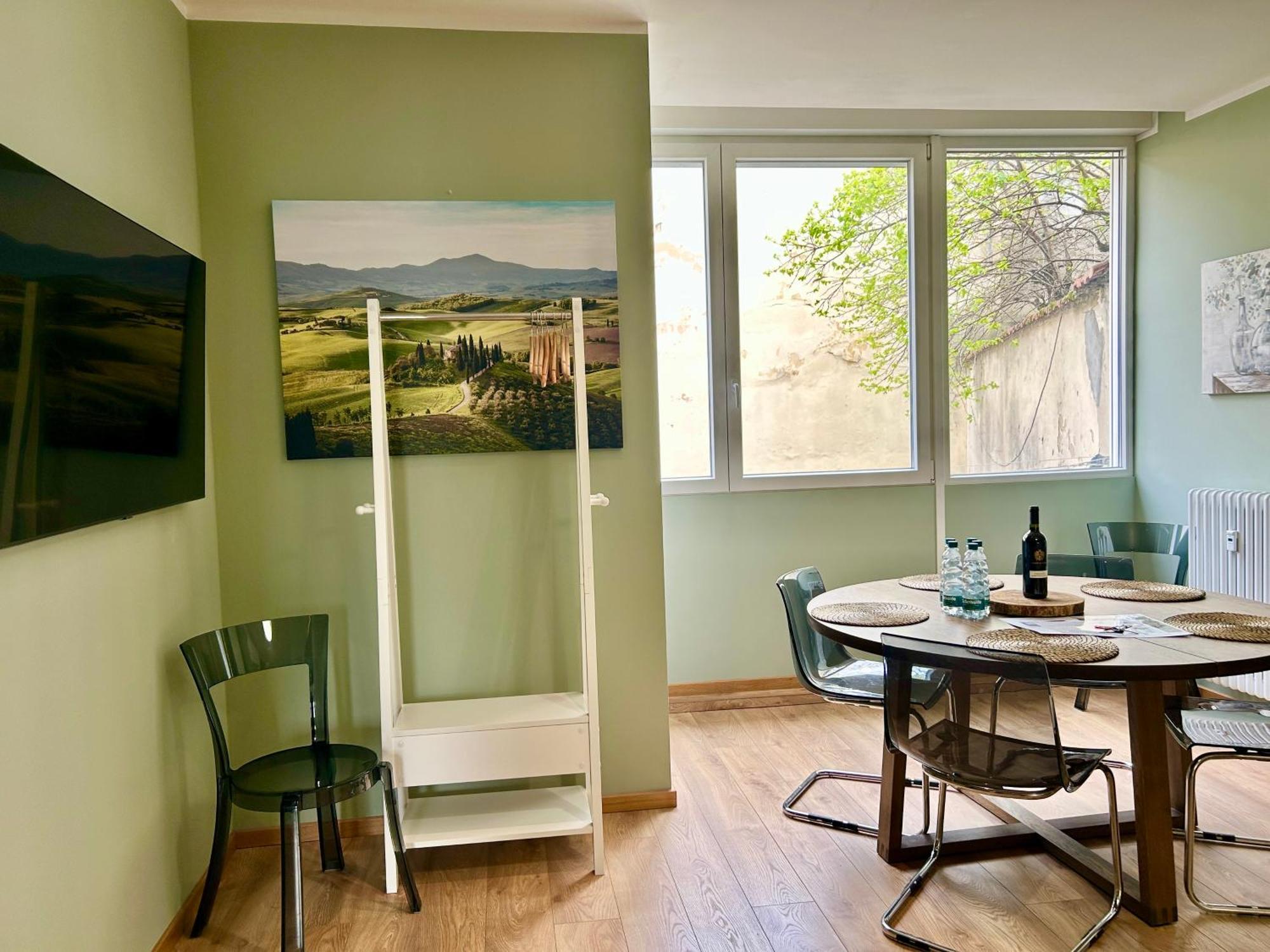 Apartment Careggi Top House 1 *